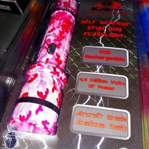 FLASHLIGHT NEW IN PACKAGE READ PACKAGE DESCRIPTION